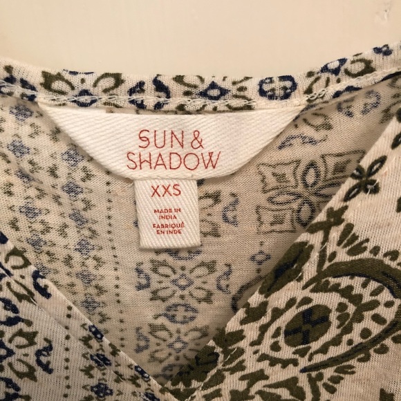 Brand new Sun and Shadow (Nordstrom) top - Picture 2 of 6
